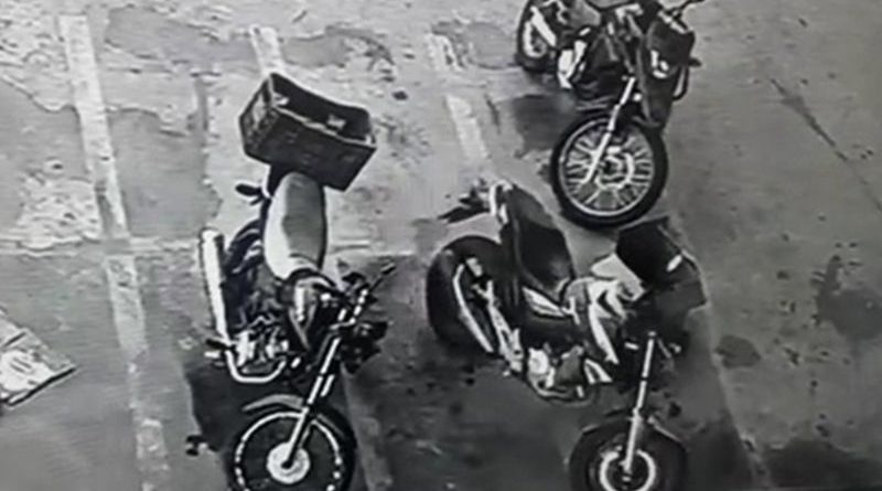Espírito brincalhão faz moto se mexer sozinha em Curitiba