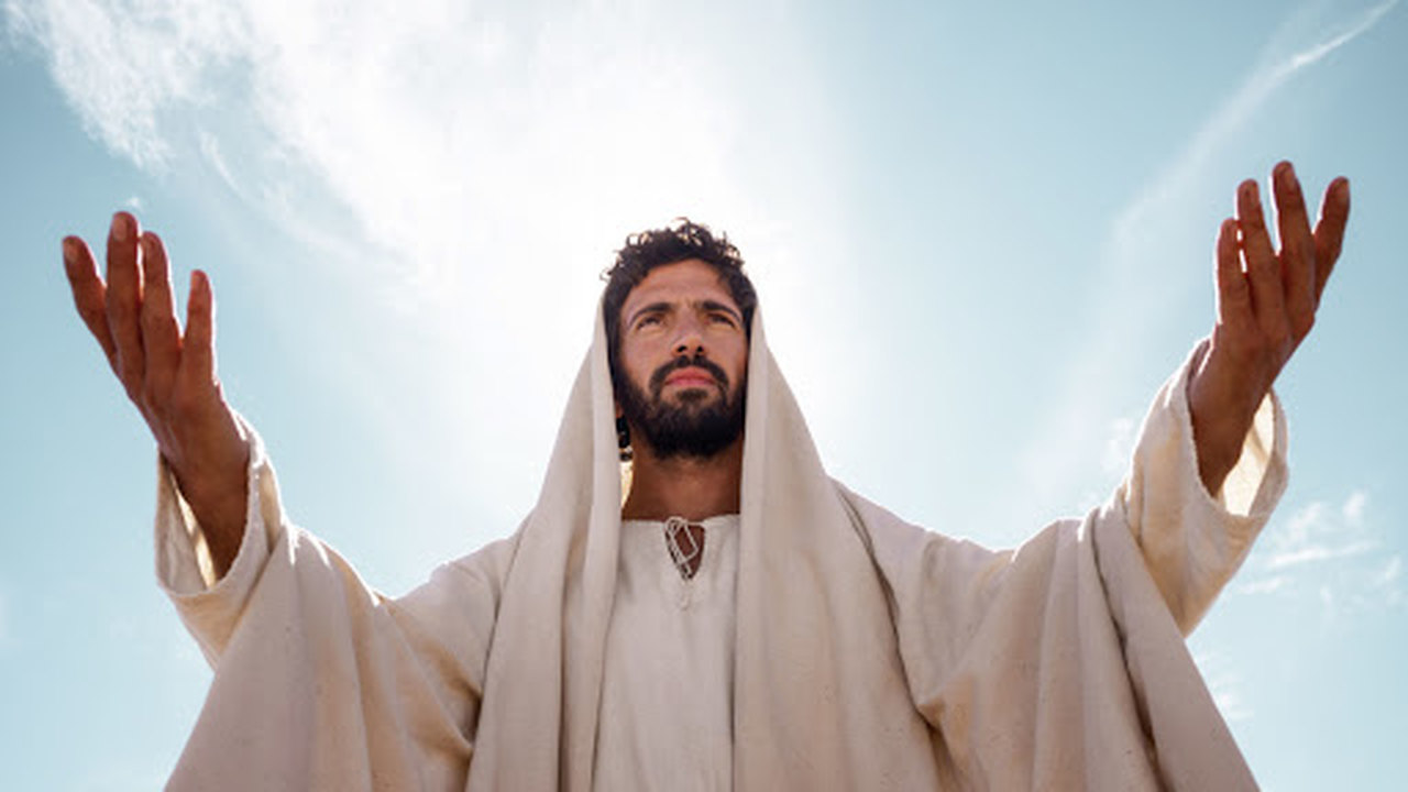 É #FAKE que Jesus ressuscitou graças a Cloroquina